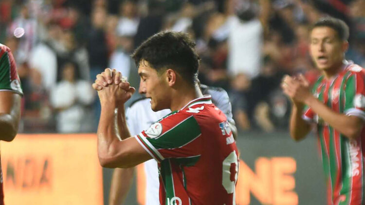 Karşıyaka'da Berat sıkıntısı: Sakatlığı moralleri bozdu