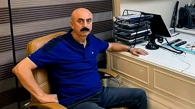 Kuyumcu, iş yerinin önünde otururken silahlı saldırıya uğradı: Tüm müdahalelere rağmen kurtarılamadı