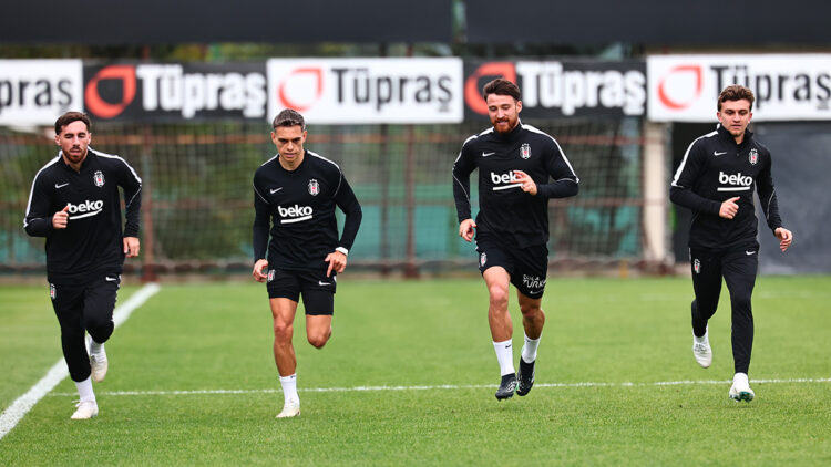 Beşiktaş, Hoffenheim maçının hazırlıklarına başladı: Yoğun antrenmanlar devam ediyor