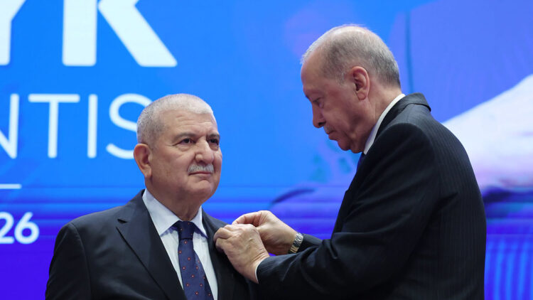 AK Parti'ye katılan Bursa Milletvekili Torun, Genel Başkan Danışmanı oldu