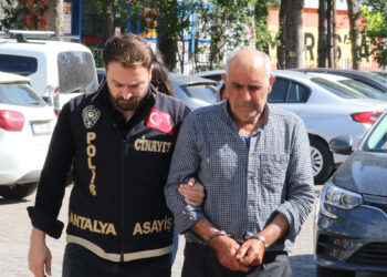 Antalya'da noter önünde dehşet: Arsa kavgasında yeğenini öldüren dayı ilk kez hakim karşısında!
