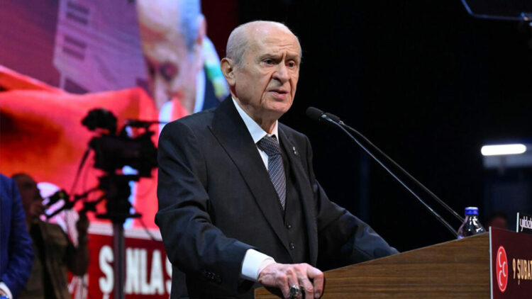 Bahçeli’den denizlerde güçlü Türkiye vurgusu: "Milli haklara sahip çıkmak istikbali güvence altına almaktır"