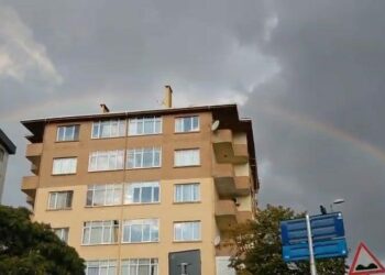Ataşehir’de yağmur sonra gökkuşağı