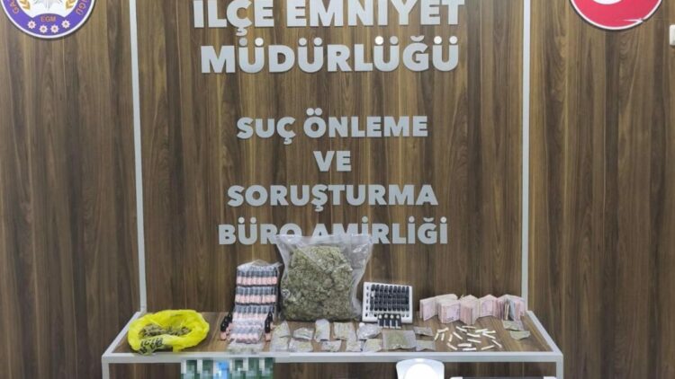 İzmir'de uyuşturucu satıcılarına operasyon