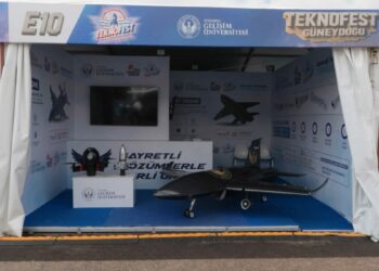 İstanbul Gelişim Üniversitesi'nin JetDrone'u TEKNOFEST’TE ilgi odağı oldu