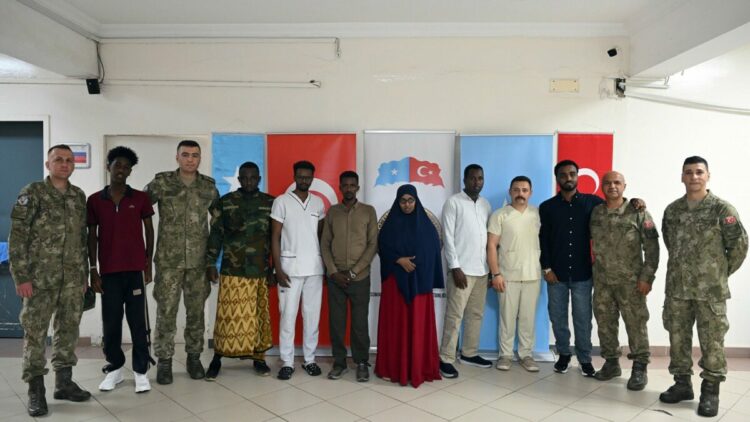 MSB’den Somali Silahlı Kuvvetleri gazilerine protez bacak desteği