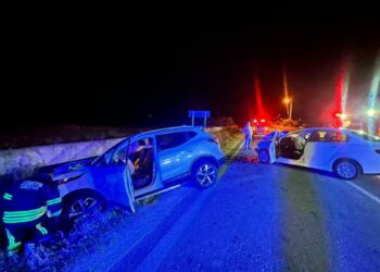 Edirne'de 2 otomobil çarpıştı; 5 yaralı