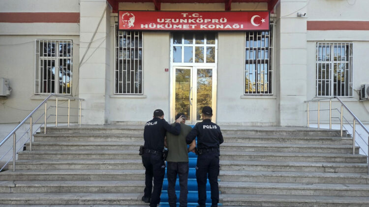 Kavgada 1 kişiyi öldürüp, 1 kişiyi yaralayan şüpheli tutuklandı