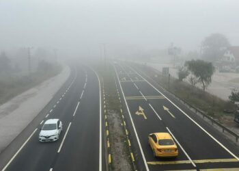 Bolu Dağı'nda sis etkili oldu