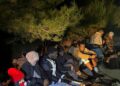 İzmir'de 16 kaçak göçmen yakalandı; 1 organizatör şüphelisi tutuklandı