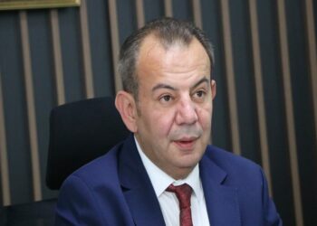 Tanju Özcan’a ‘cinsel saldırı’ davasında beraat