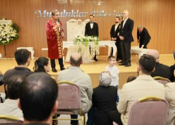 Esenler Belediyesi'nden çiftlere ücretsiz nikah hizmeti