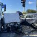 Freni boşaldığı öne sürülen tanker, ışıkta bekleyen 4 otomobile çarptı: 4 yaralı