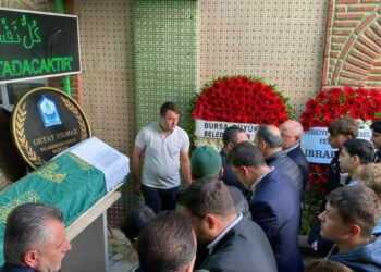 13 yaşındaki şampiyon güreşçi toprağa verildi