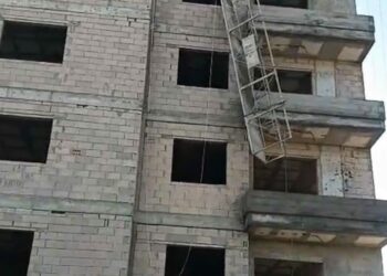 İnşaat işçisi 2 kardeş, iskeleden düştü; 1 ölü, 1 yaralı