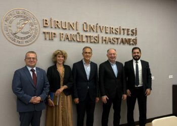 Kalp krizi ve inme tedavisi için geliştirilen yeni ilaç İstanbul’da görüşüldü