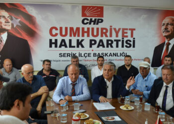 Muratpaşa Belediye Başkanı Uysal: Kemal Kılıçdaroğlu aday olmazsa adayım