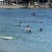 Bodrum'da ekim ayında turistlerin deniz keyfi