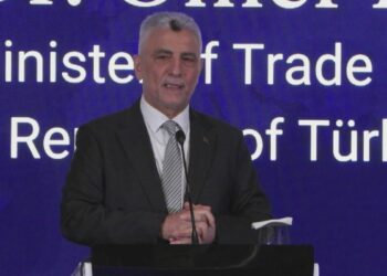 Bakan Bolat: Türkiye-AB ticareti 30 yıl içinde 11 kat artış gösterdi