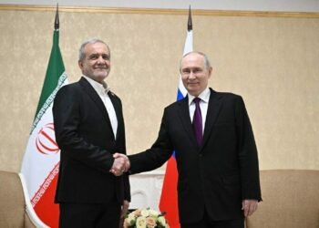 Putin: Bölgedeki çatışmanın çözümü için İran'a destek vermeye hazırız