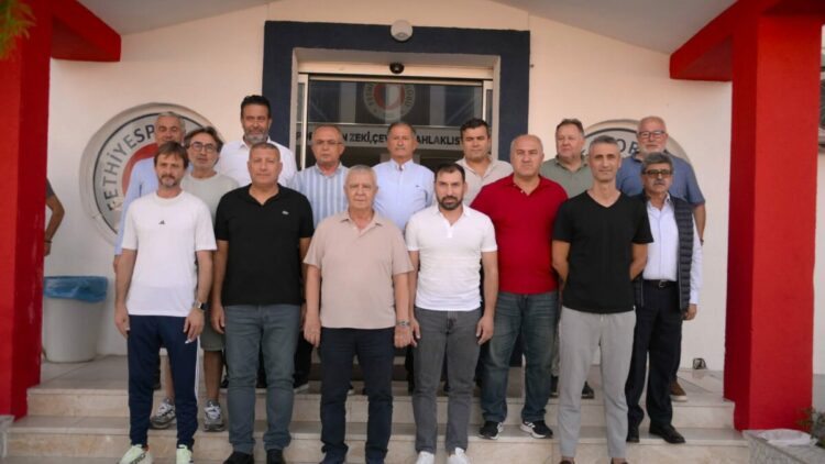 Fethiyespor'da altıncı Mustafa Ceviz dönemi başladı