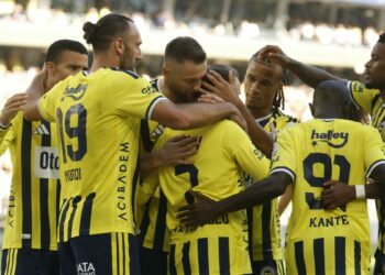 Fenerbahçe, milli ara dönüşü Çaykur Rizespor deplasmanında