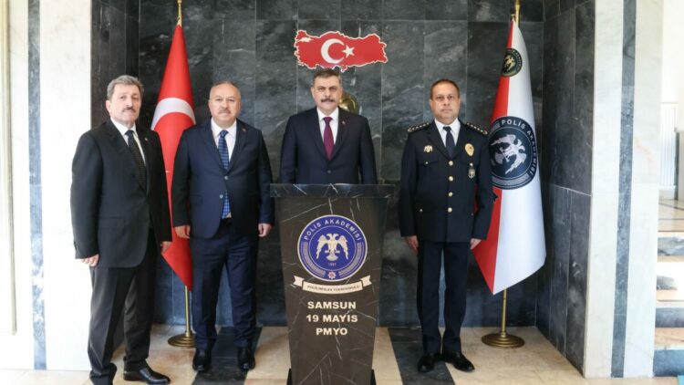 İçişleri Bakanı Çiftçi, 19 Mayıs Polis Meslek Yüksekokulu ziyaret etti