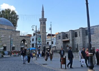 Terörsüz Türkiye sürecinde Diyarbakır’a turist akını; 8 ayda 1,3 milyon ziyaretçi