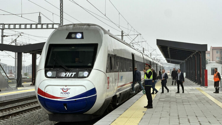 Hızlı tren, Edirne-Çerkezköy arasında ilk seferini yaptı