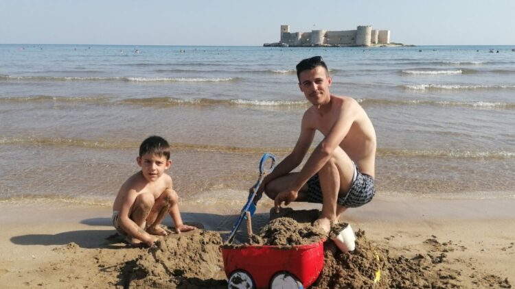 Mersin’de ekim ayında deniz sezonu devam ediyor