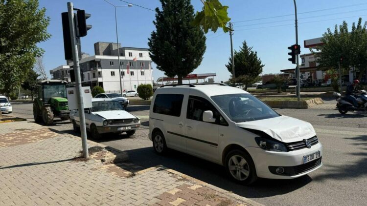 Adıyaman’da zincirleme kaza; 1 yaralı