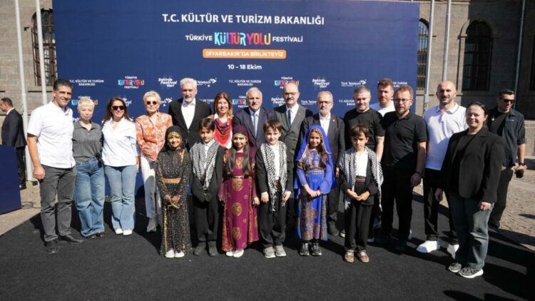 Diyarbakır'da 'Kültür Yolu Festivali' başladı