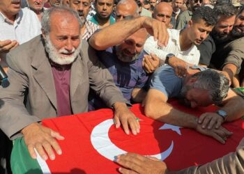 Girne’deki gemi kazasında yaşamını yitiren Mustafa'nın cenazesi toprağa verildi