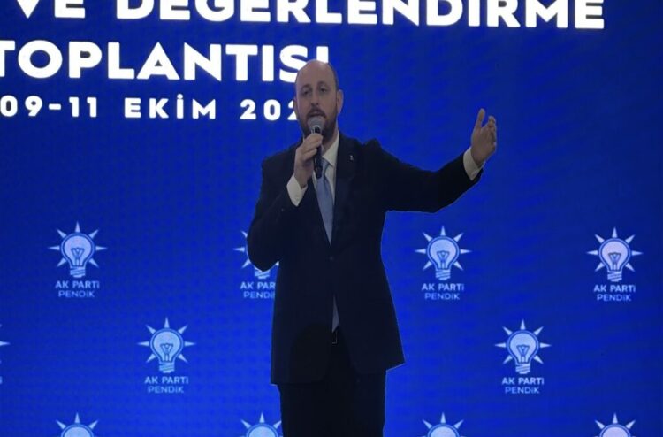 AK Parti’li Büyükgümüş: Yanlışa düşenleri bünyemizden attık