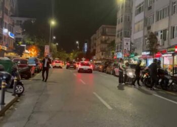 Marmara Denizi'nde meydana gelen deprem İstanbul'da hissedildi
