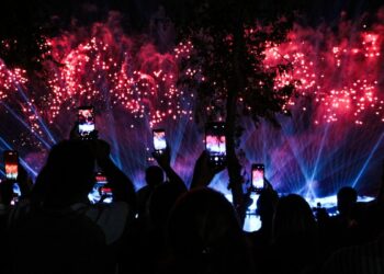 Adana Uluslararası Lezzet Festivali’nde 1000 dronla görsel şölen