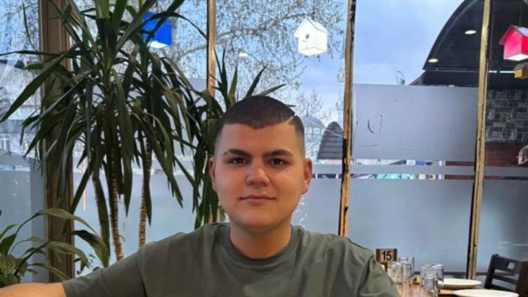 Manisa'da bıçaklı kavga; 18 yaşındaki Bulut öldü