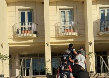 Muğla'da göçmen kaçakçılığı operasyonu; 3 tutuklama