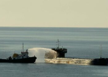 Karadeniz’de saldırıya uğrayan gemi, Giresun açıklarına sürüklendi