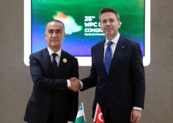Bakan Bayraktar, Özbekistanlı mevkidaşı Khodjaev ile görüştü