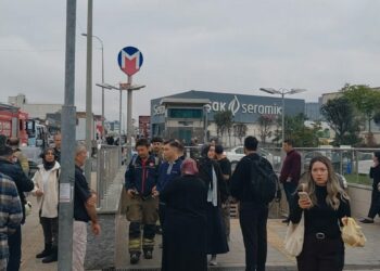 Ümraniye’de metro istasyonunda trafo patladı; seferler durdu