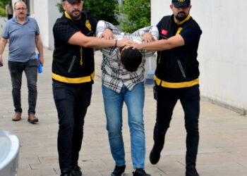 Kuyumcuyu öldüren şüpheli, jet skiyle Yunanistan’a kaçacakmış