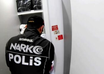 13 ilde uluslararası uyuşturucu şebekesine yönelik operasyon: 42 gözaltı