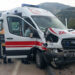 Biri ambulans 4 araç zincirleme kazaya karıştı: 6 yaralı