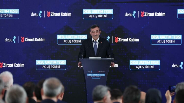Cumhurbaşkanı Yardımcısı Yılmaz: İlaç ve tıbbi cihazlarda yerli üretimi artırmak önceliklerimiz arasında
