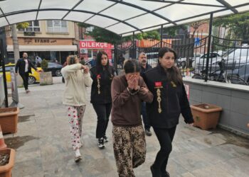 Eskişehir'de 2 evden hırsızlık yapan 2 kadın şüpheli tutuklandı