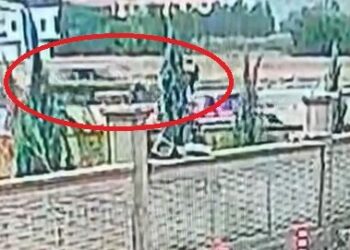 Otomobilin çarptığı 12 yaşındaki çocuk yaralandı