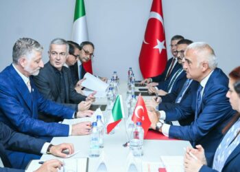 Bakan Ersoy, İtalyan mevkidaşı Giuli ile bir araya geldi