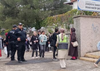 Kahramanmaraş’ta 20 öğrenci hastaneye kaldırıldı
