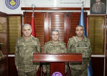Genelkurmay Başkanı Orgeneral Bayraktaroğlu, Kosova'da